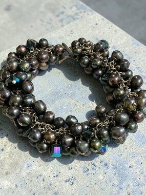 Freshwater Pearl Peacock Color Charm Bracelet With Sterling Clasp & Accent Beads